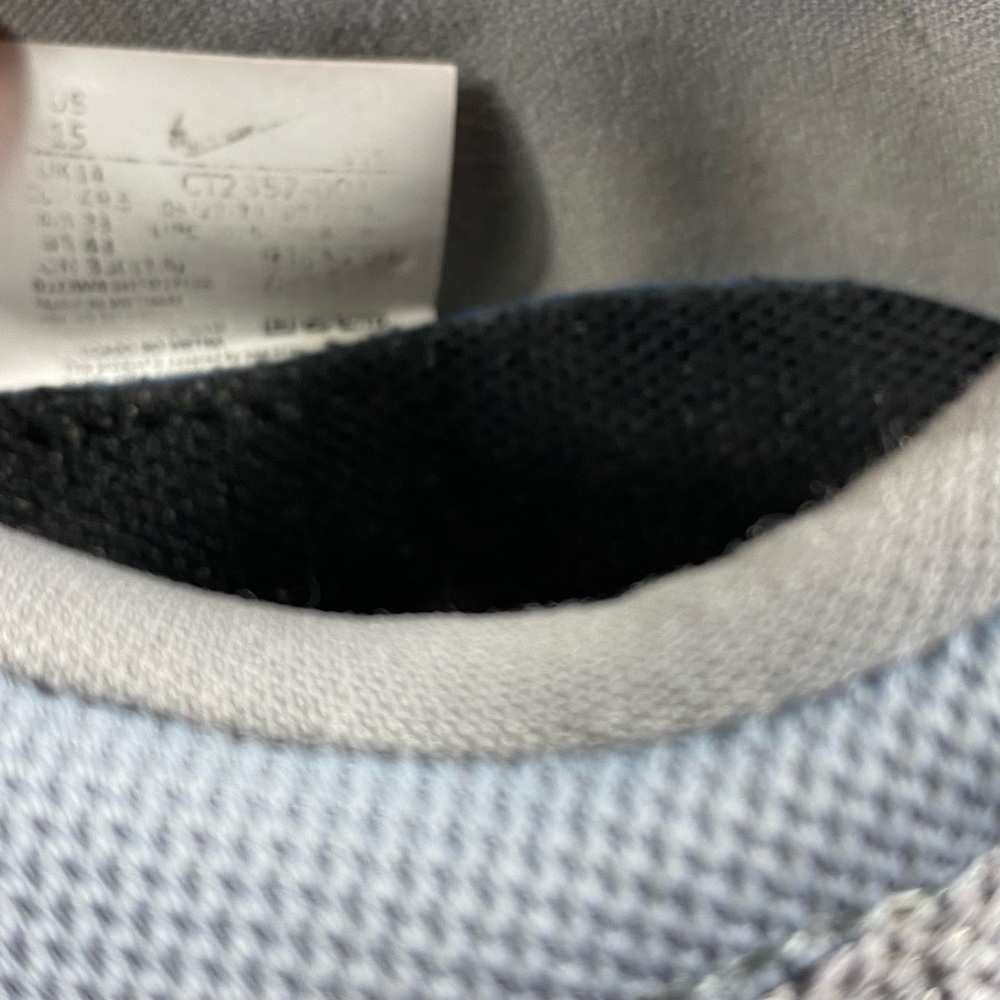 🛑SOLD🛑   Nike Running Shoes React Infinity Run Flyknit Grey White Size 15 - Picture 10 of 11